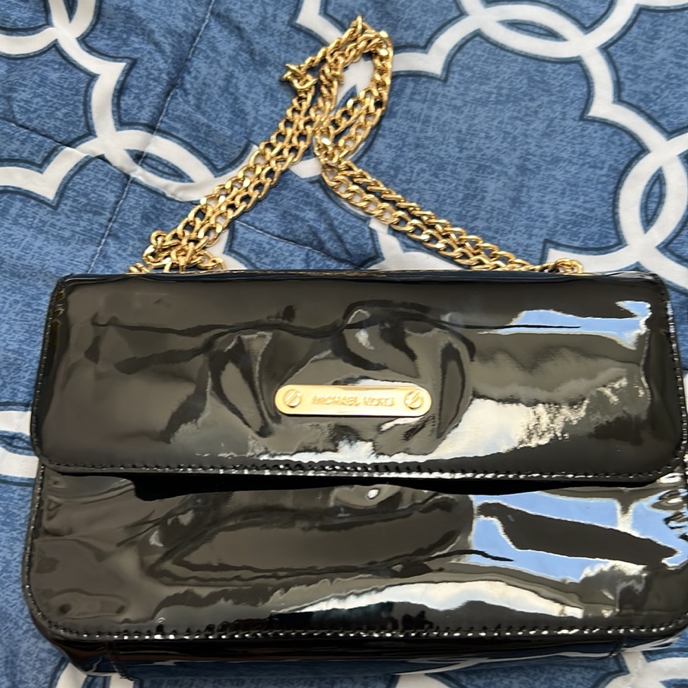 Michael kors shoulder/crossbody bag